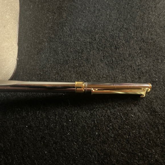 Tiffany & Co. Football Classic T Clip Black Ink Ballpoint Retractable Pen - Picture 9 of 10